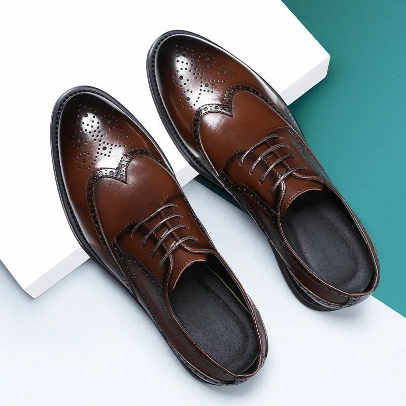 Men's black and brown brogue business shoes with PU leather upper