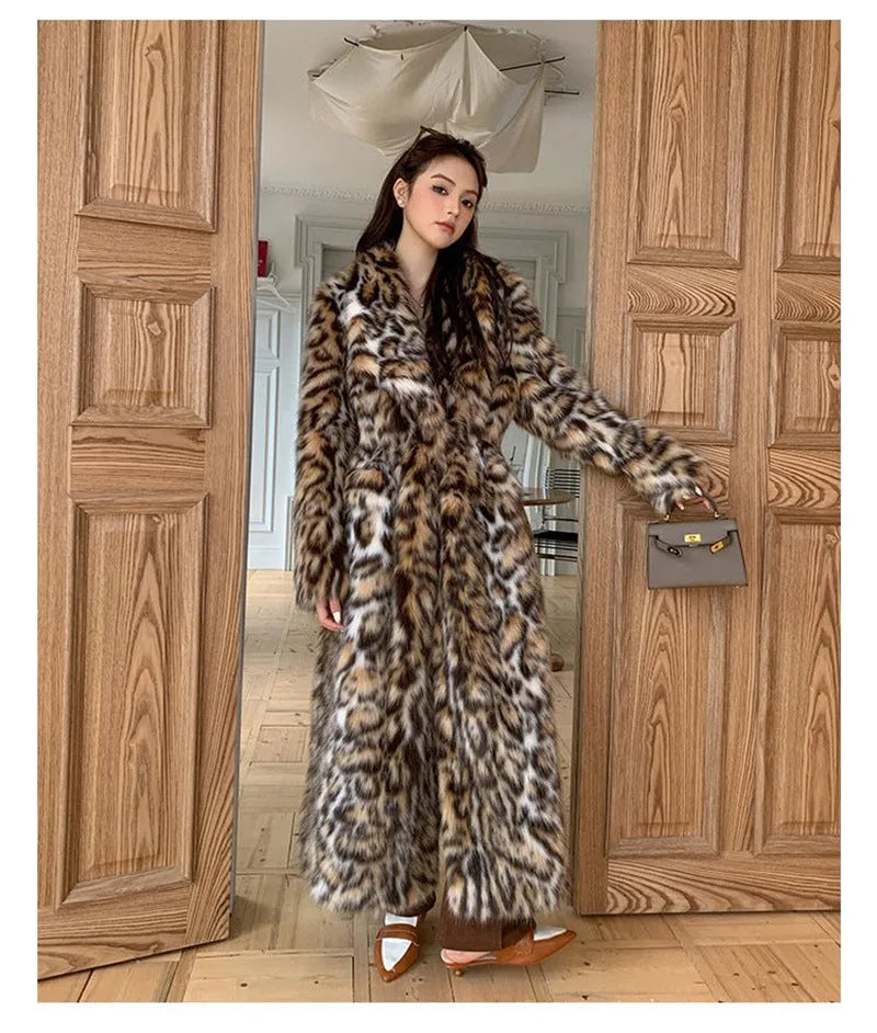 Women's faux fur street fashion coat with fur collar in 80cm length