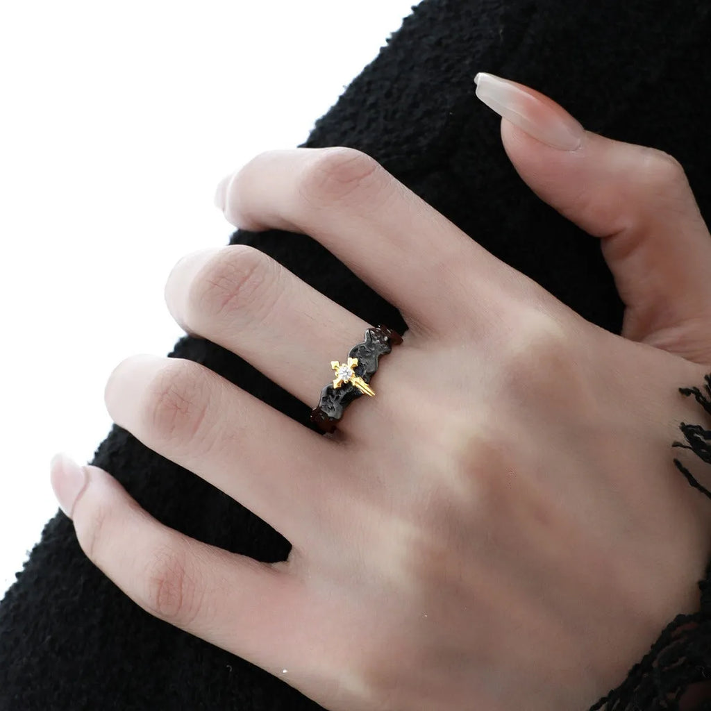Princess Knight adjustable opening couple ring in white gold or black gold electroplated silver