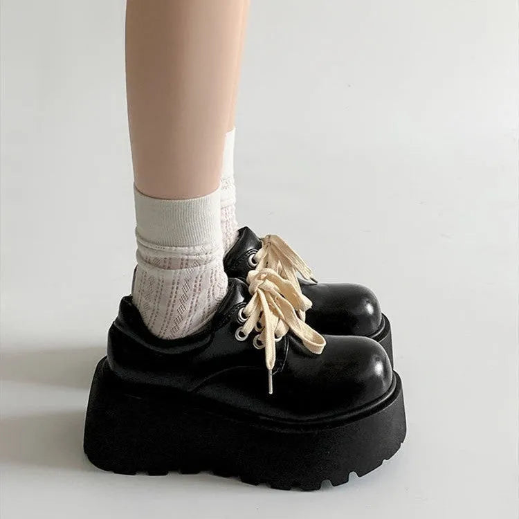 Matte black women's lace-up shoes with a chunky 6-8cm heel and round toe.