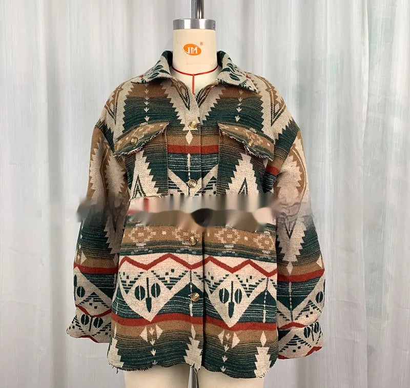 Women's loose fit retro jacket with Aztec pattern in Army Green, woolen fabric with long sleeves