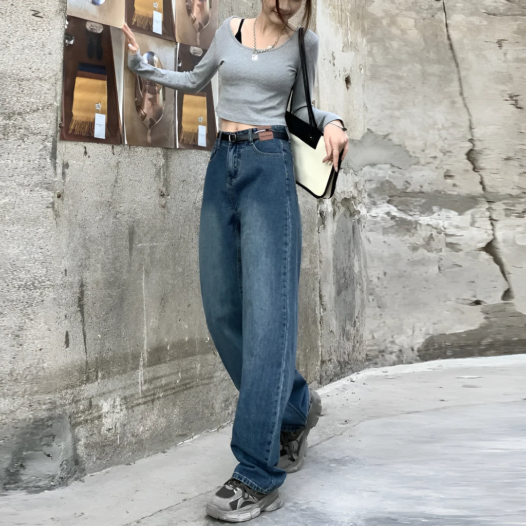 Women's retro blue straight-leg jeans with high waist in cotton denim fabric