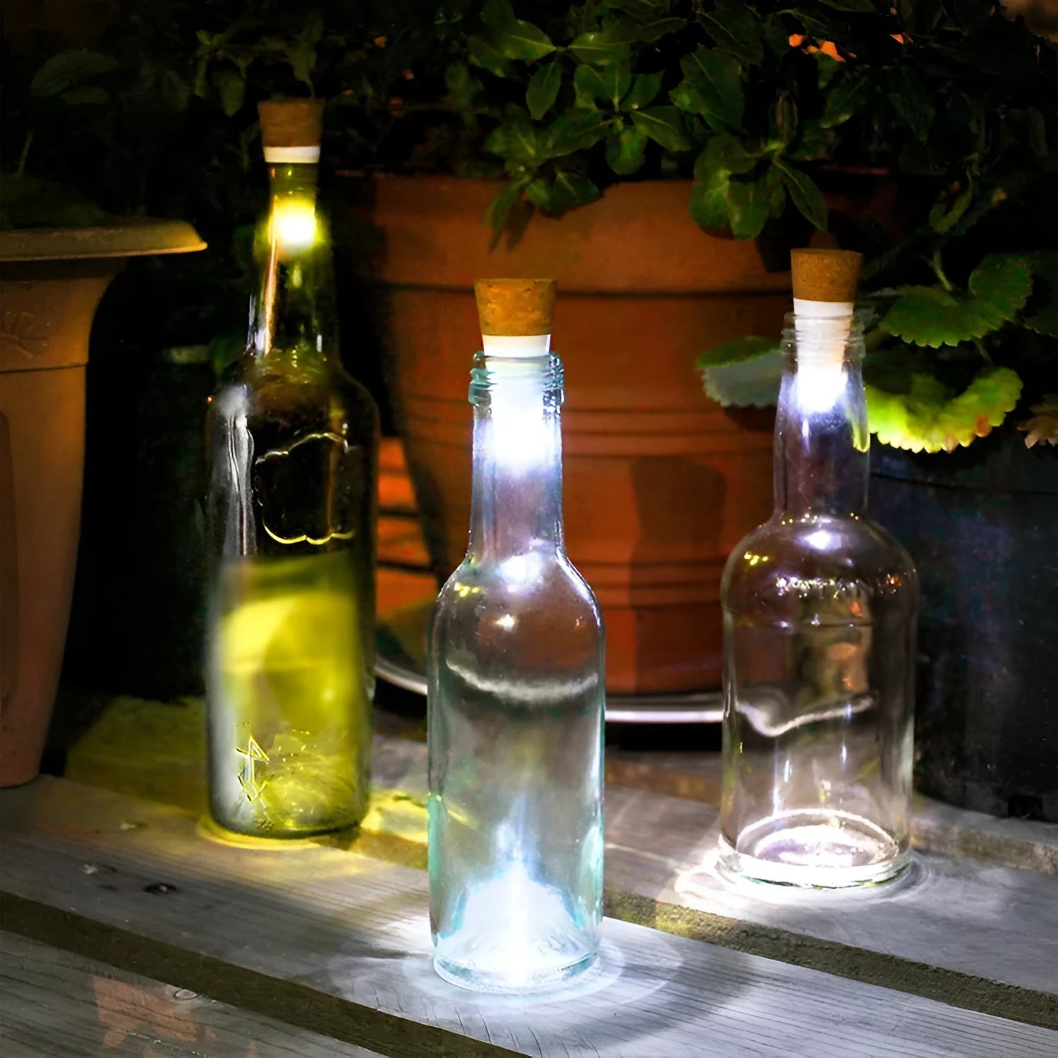 LED rechargeable luminous bottle cap cork light plastic unit measuring 30x73mm