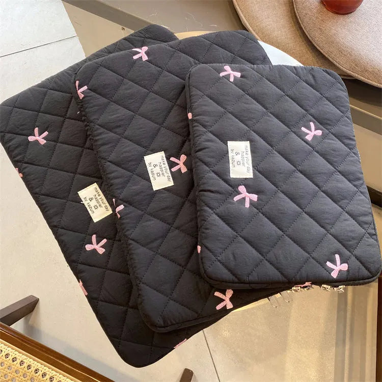 Embroidered rhombus bow design laptop storage bag in nylon material