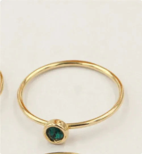 Women's knuckle ring with 14K gilded finish and zircon stone in choice of four colours