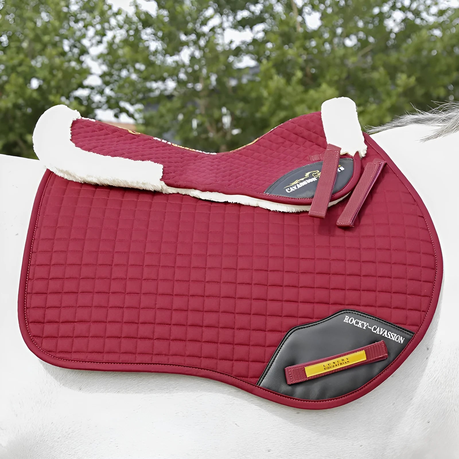 Wool riding saddle pad for waist protection in equestrian sports and cycling