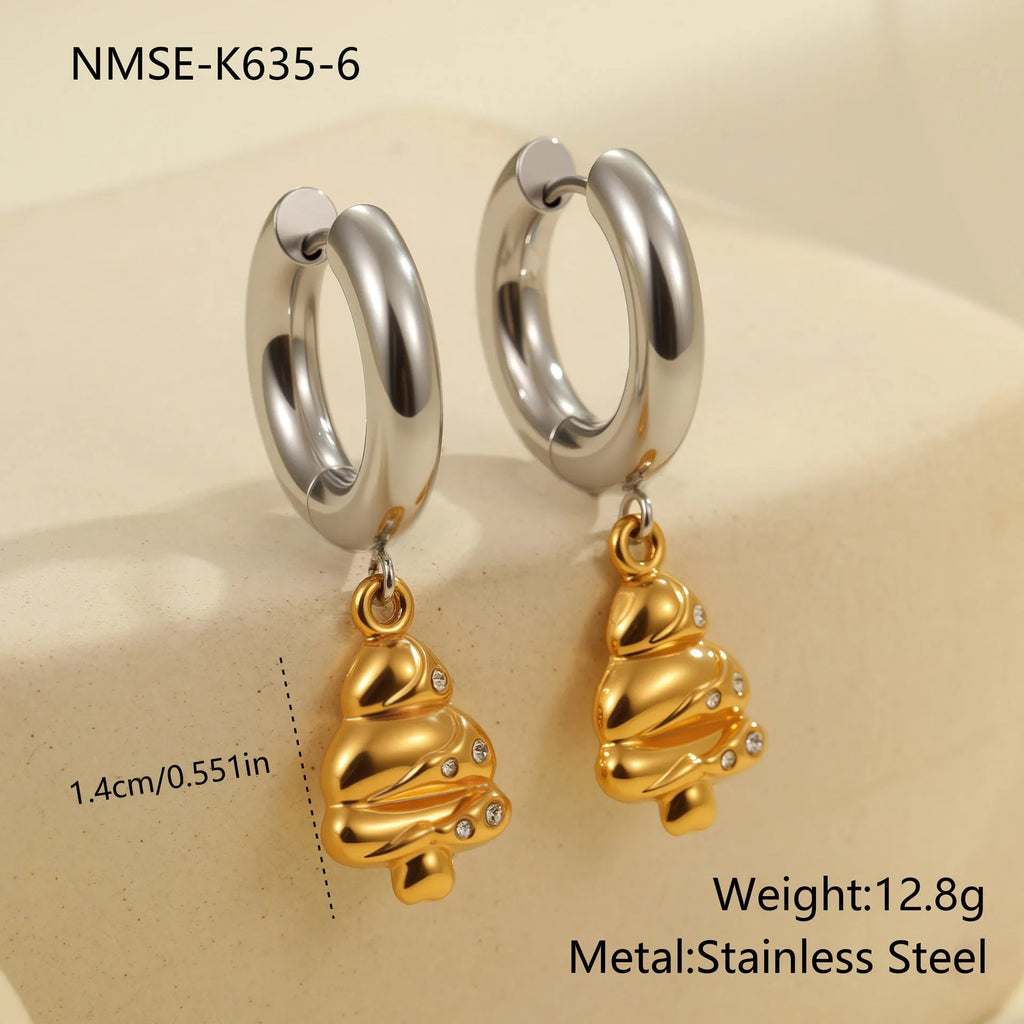 Christmas tree heart earrings in stainless steel with 18K gold electroplated finish and star charms