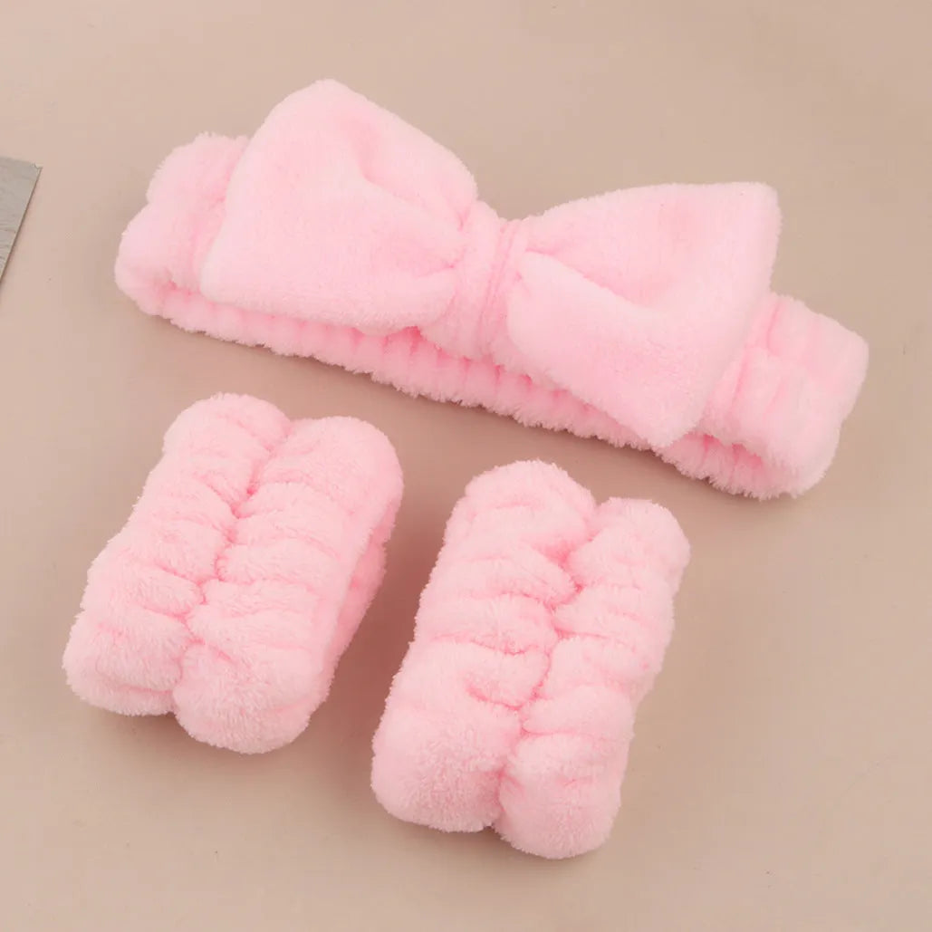 Facial brush set with coral fleece hair band in purple, nylon brush with plastic handle for skincare cleansing