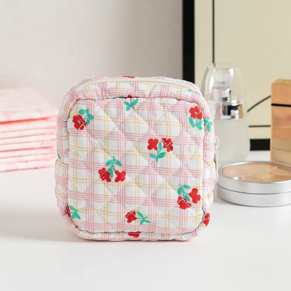 Women's floral polyester key storage bag wallet organiser with sewing thread decorative elements