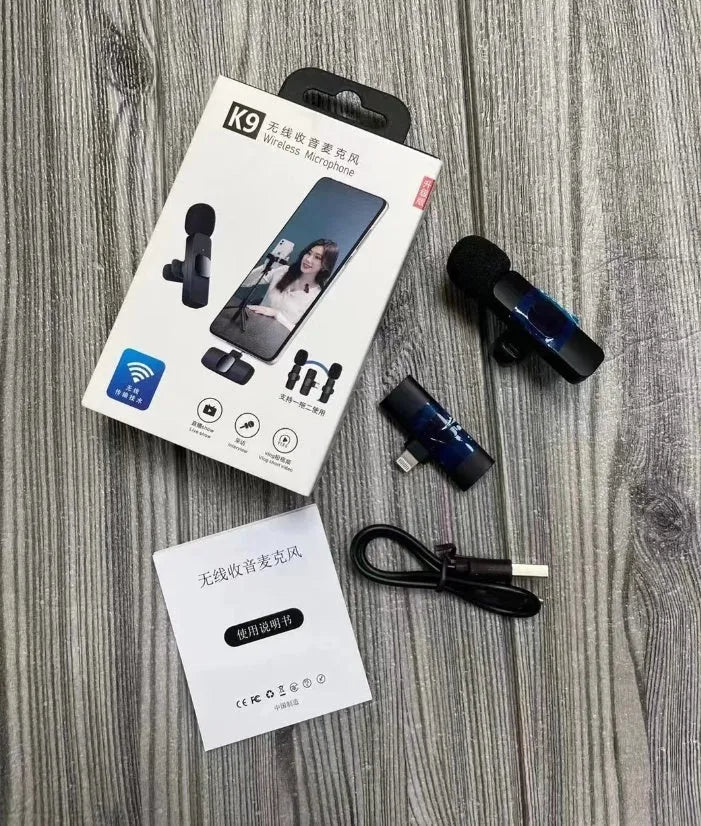 Wireless collar clip lavalier microphone with smartphone connector options for Type-C, Lightning, and 3.5mm jacks.