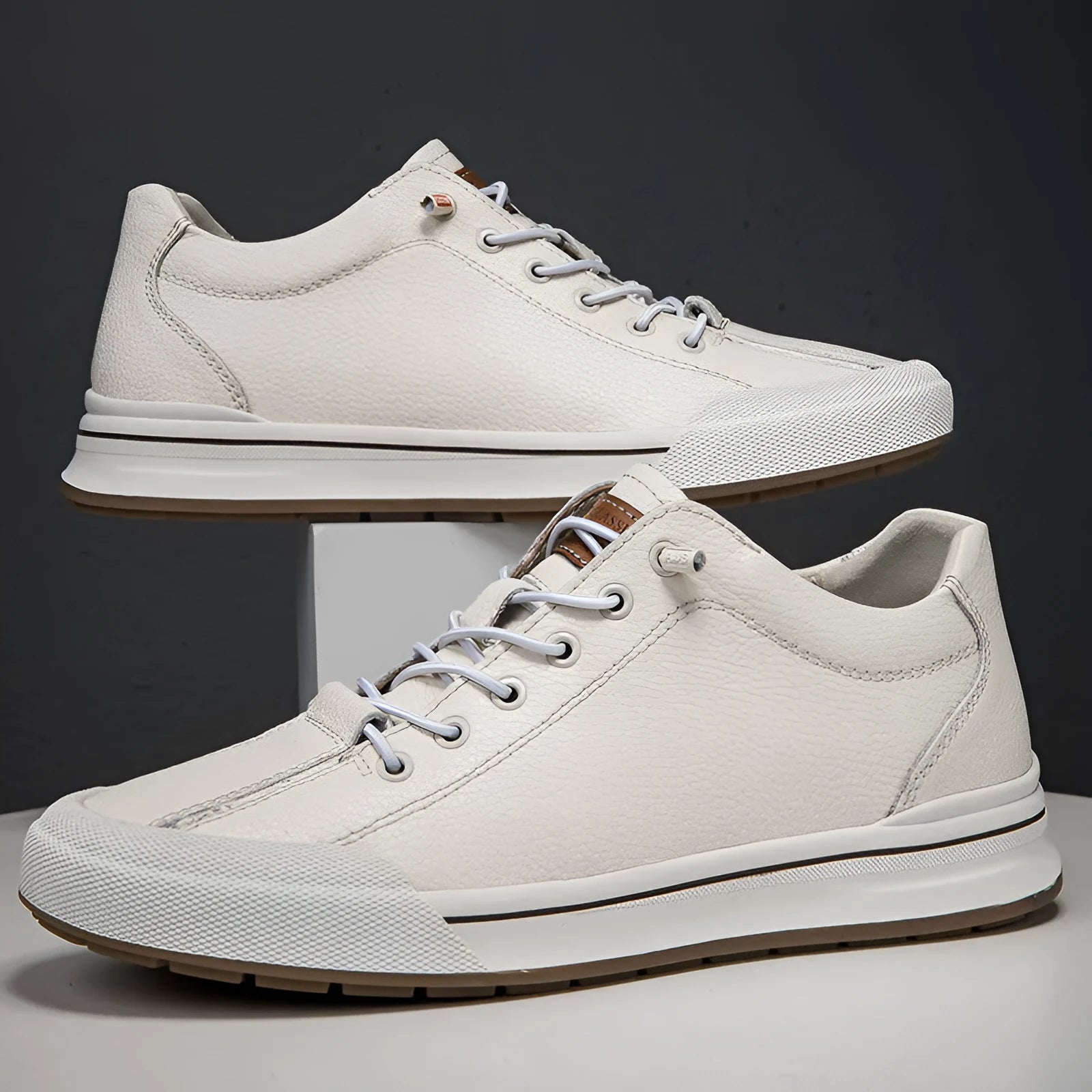 Men's white and black matte leather casual shoes with flat heel and round toe, shown in various colour and lining options.