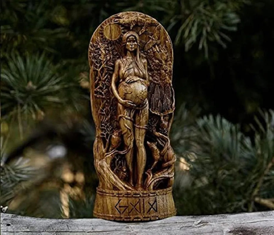 Detailed resin statue of a Greek Goddess, 22 cm tall, on a neutral background.