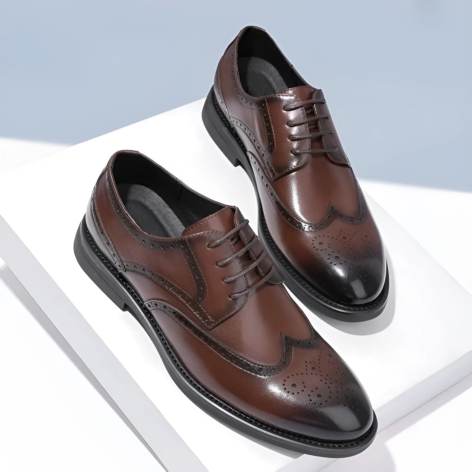 Men's black and brown brogue business shoes with PU leather upper