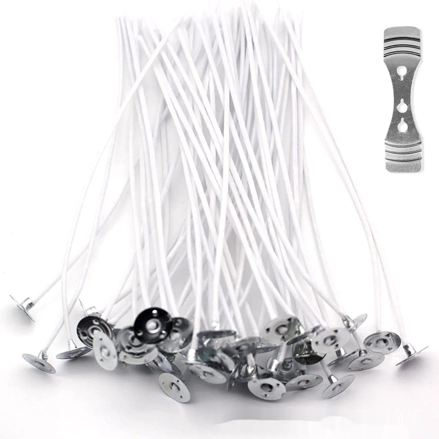 Close-up of white cotton candle wicks showing tightly woven texture and different lengths of 2.6cm, 6cm, and 8cm.