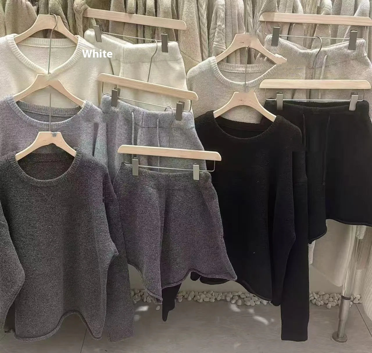 Women's loose-fitting long sleeve sweater with knitted wide-leg shorts two-piece set in polyester acrylic blend
