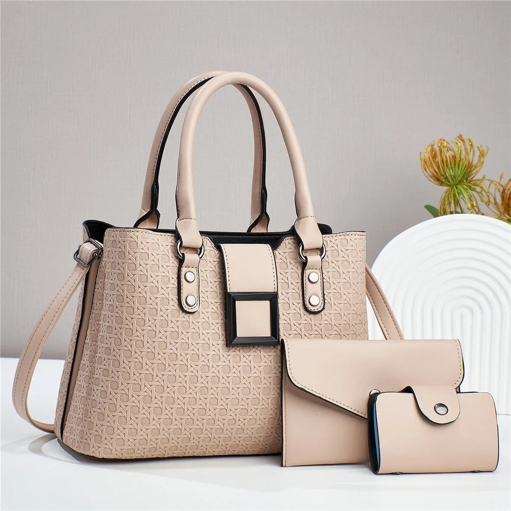 Three-piece women's crossbody bag in textured PU with square shape and open pocket