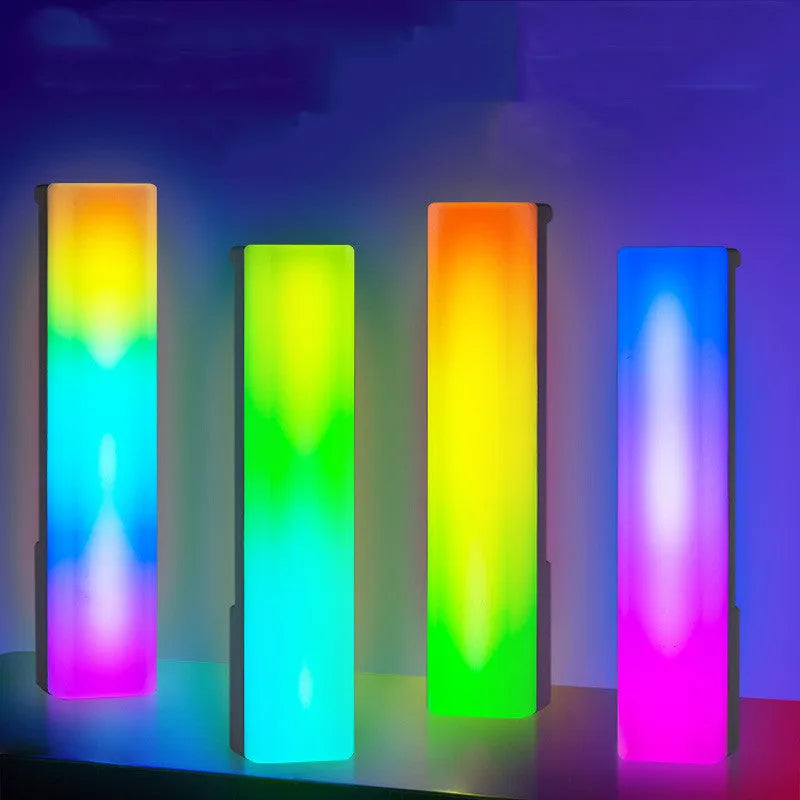 3D RGB tabletop lamp with voice-activated rhythm lighting in black or white shell, 5.2x4.5x24.5cm dimensions