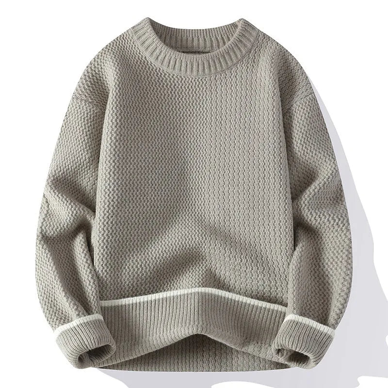 Men's loose fit round neck pullover sweater in polyester blend fabric for autumn wear