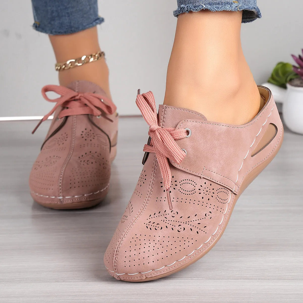 Women's summer lace-up slippers with wedge sole and hollow-out design in various colours