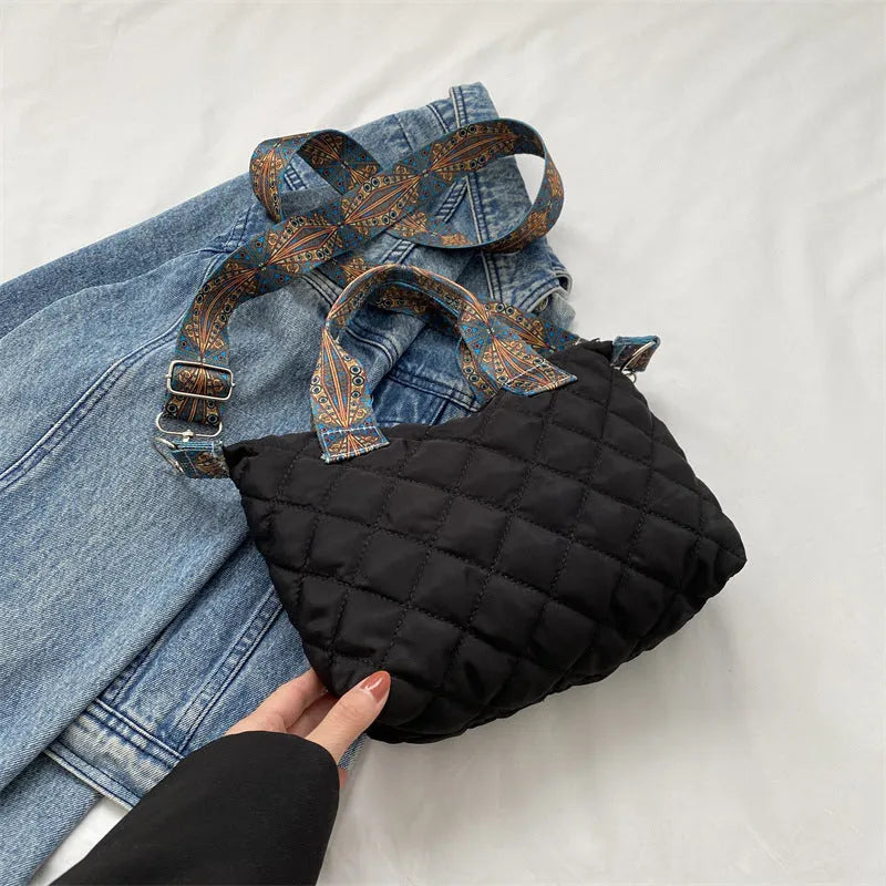 Soft Oxford cloth messenger bag with embroidered rhombus details in urban simplicity style