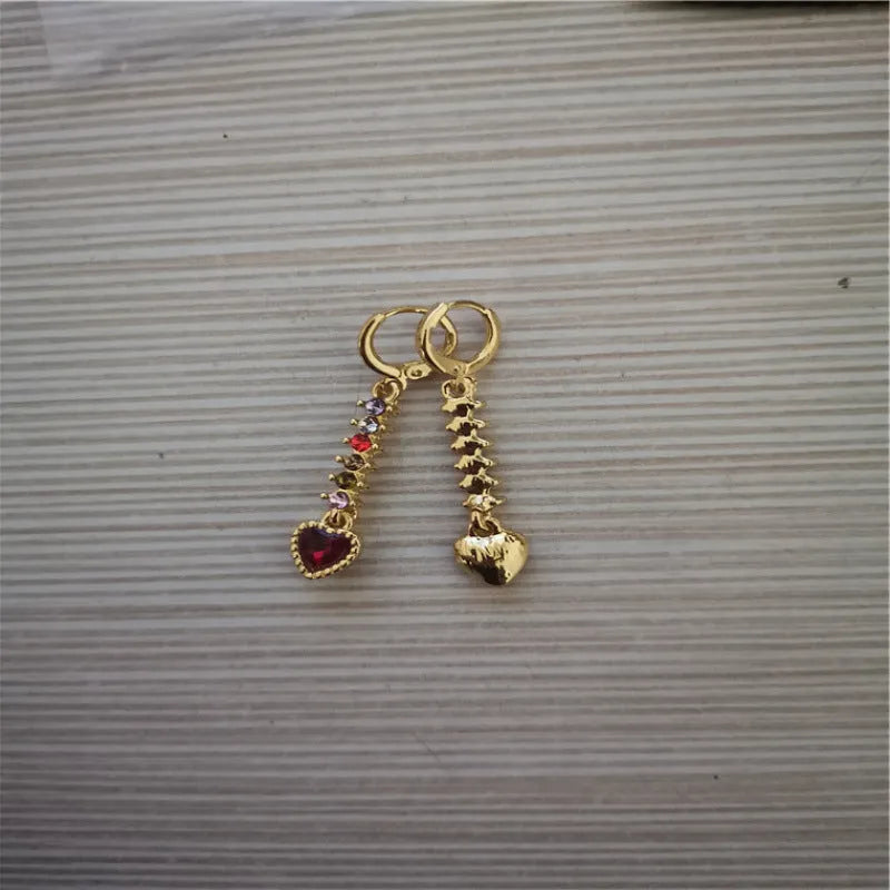 Heart-shaped women's earrings with metallic electroplated finish in gold or silver tone options