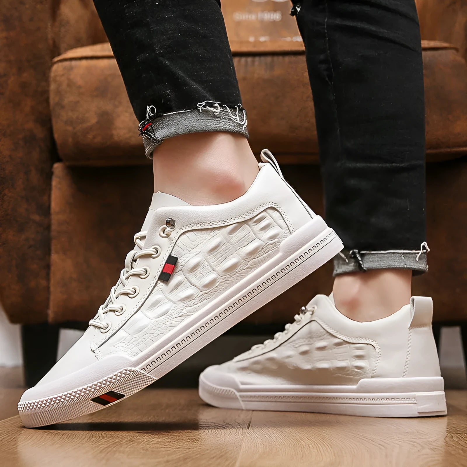 White men's lace-up casual sneakers with round toe and flat rubber sole