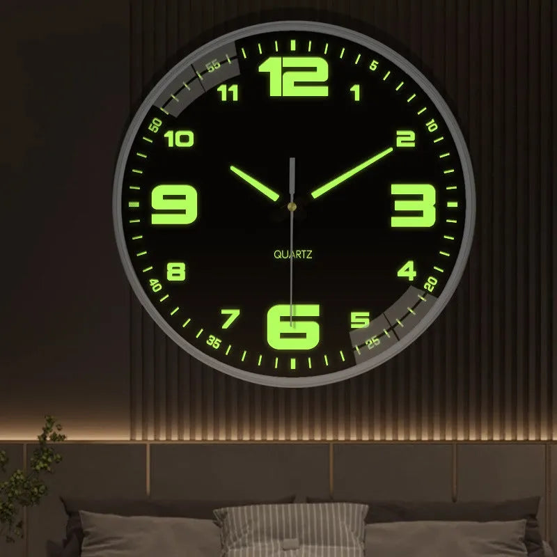 8 inch luminous wall clock with modern plastic shell in 20cm diameter
