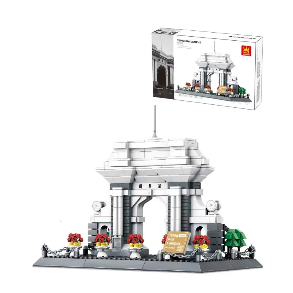Wange plastic building block set with over 800 pieces for constructing landmark models including Big Ben and the Statue of Liberty.