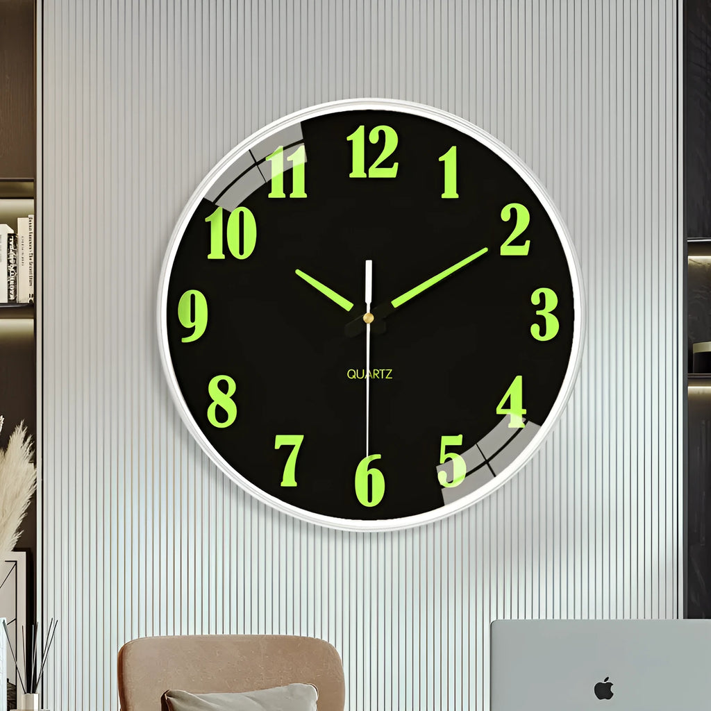 8 inch luminous wall clock with modern plastic shell in 20cm diameter