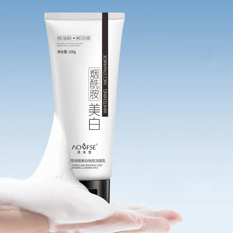 White bottle of 100ml whitening and freckle removing facial cleanser for unisex use.