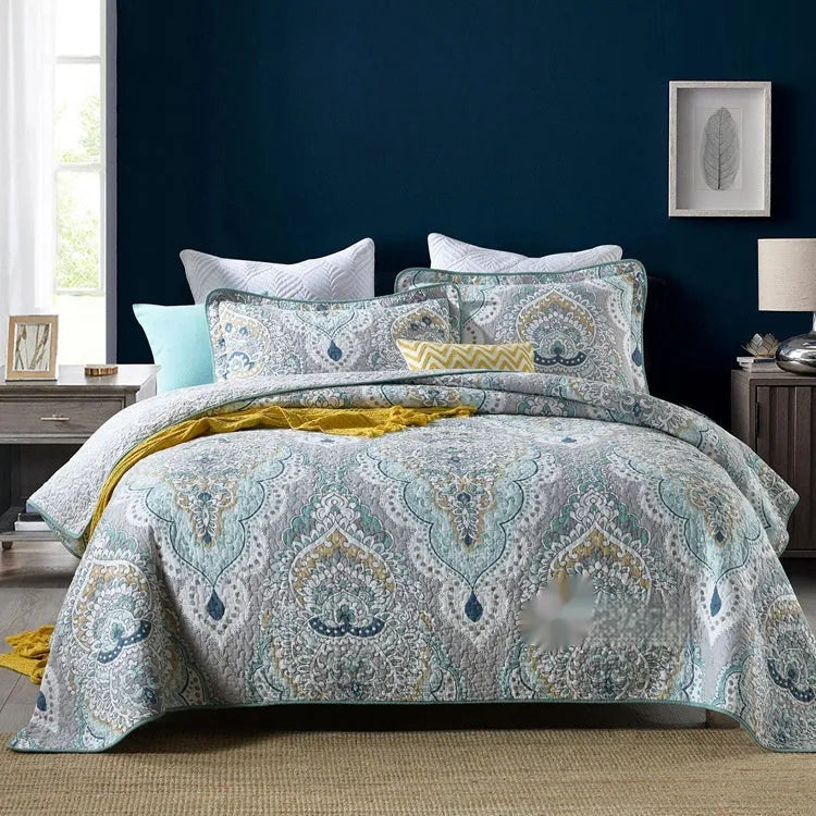 Pure cotton quilt cover set with pillowcases in American style floral pattern