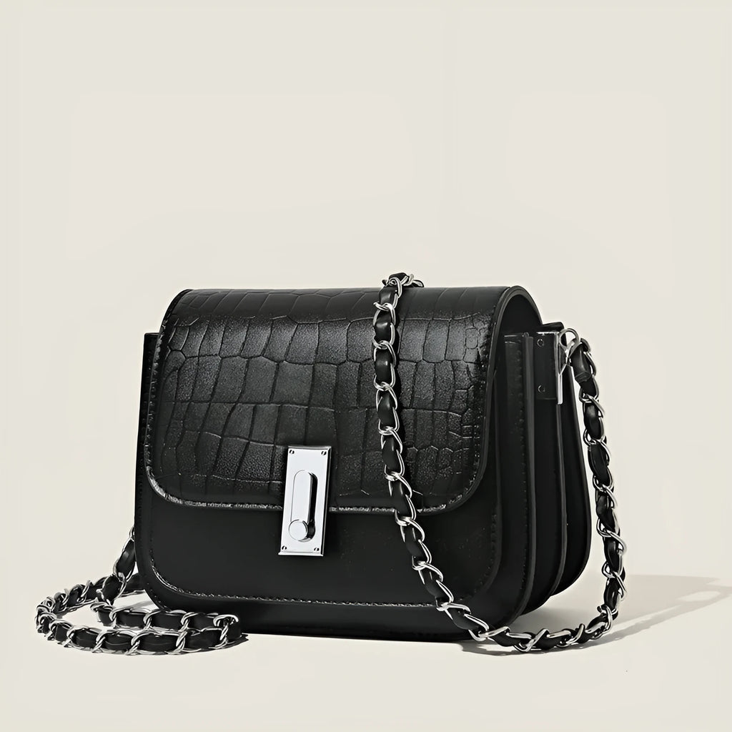 Women's soft PU chain shoulder bag in horizontal square shape with sandwich pocket design