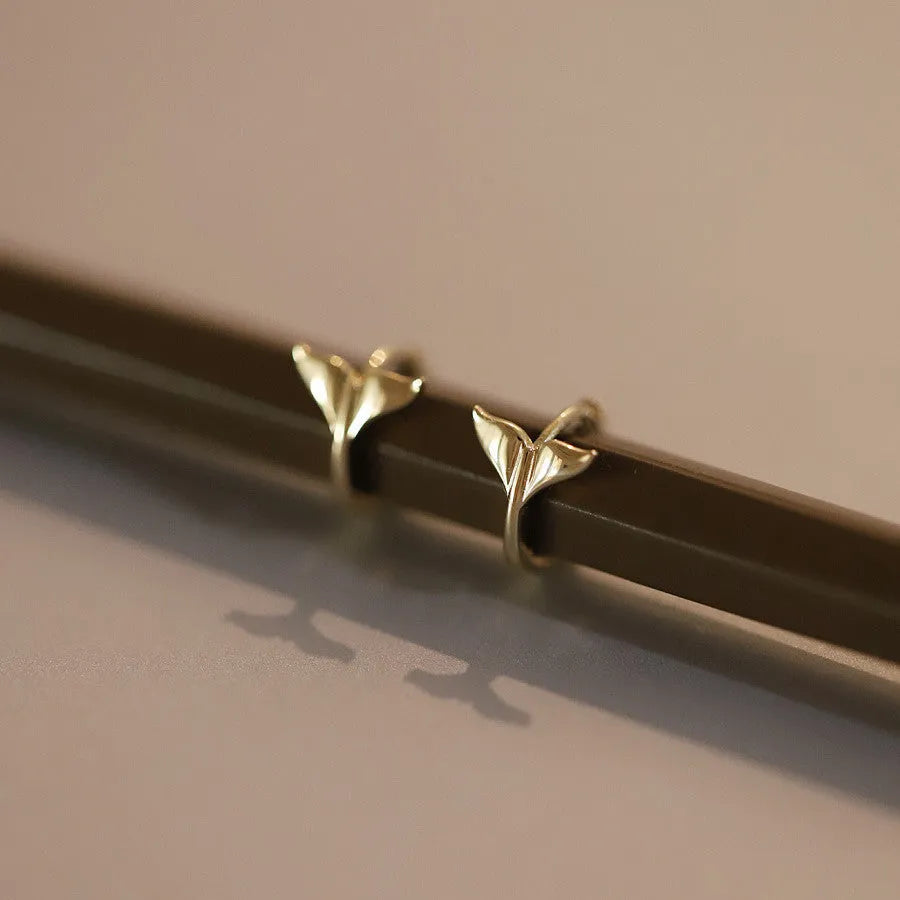 S925 sterling silver gold colour fishtail ear rings with 8mm inner diameter