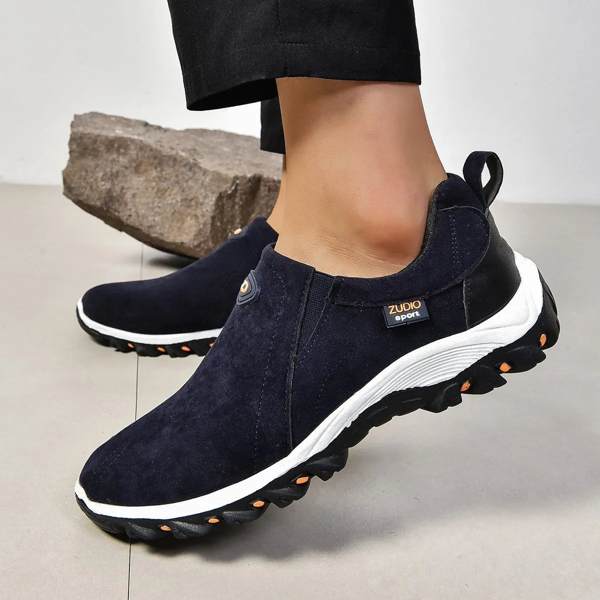Men's round head thin fashion shoes in multiple colours with rubber sole and shallow mouth opening