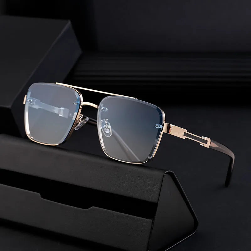Men's vintage sunglasses with PC lenses in gold double gray colour with European styling